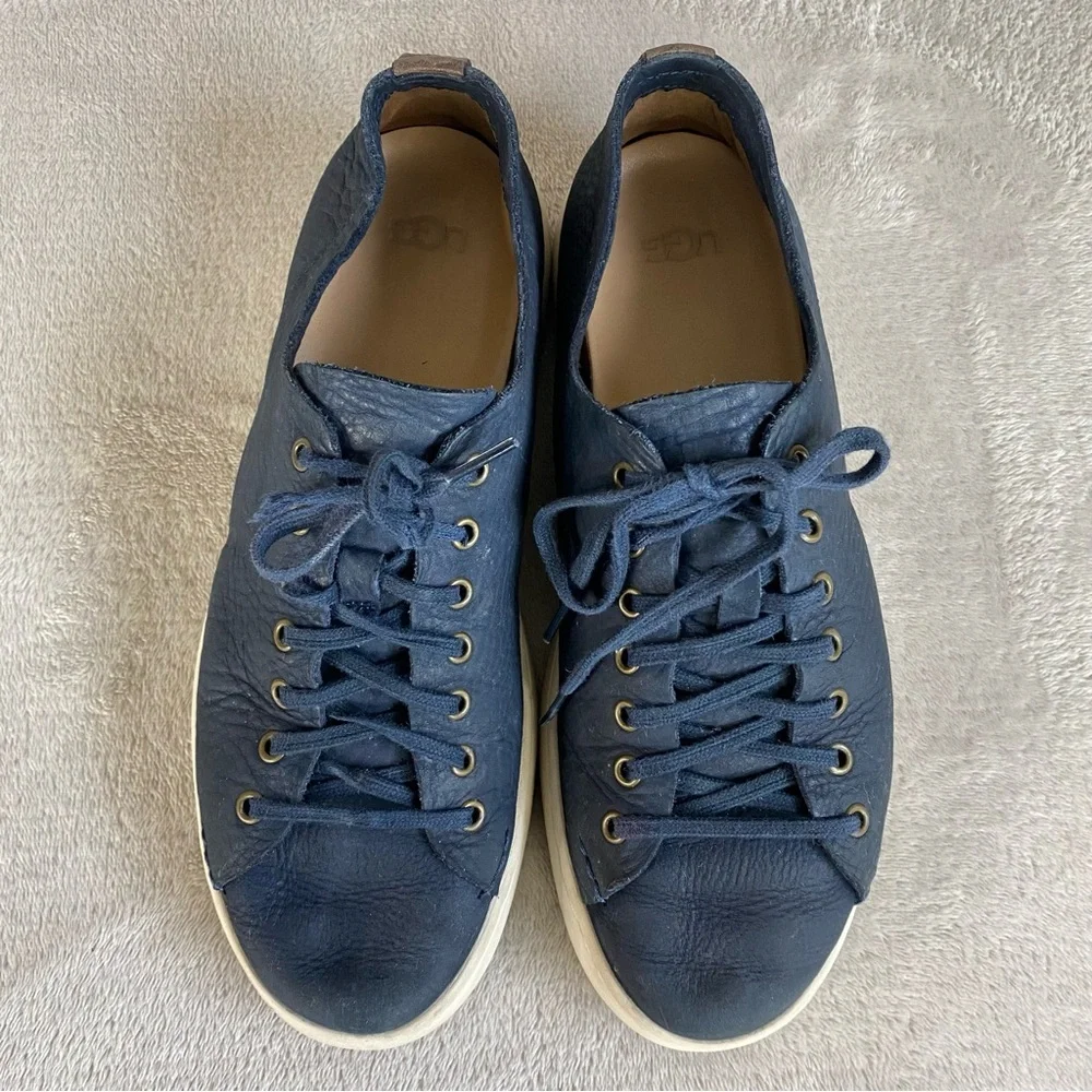 UGG Australia Pismo Men's Sneaker Shoes Size 8.5 Navy Blue Nubuck Leather